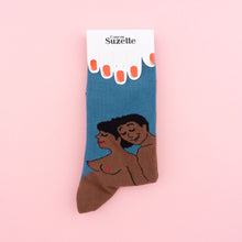 Load image into Gallery viewer, Pregnant Woman Socks - Mum and Dad Couple Black