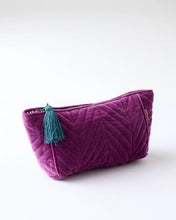 Load image into Gallery viewer, Wild grape velvet toiletry bag
