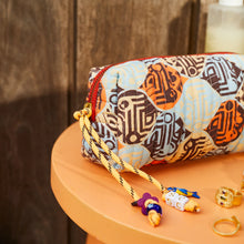 Load image into Gallery viewer, Koa Travel Purse