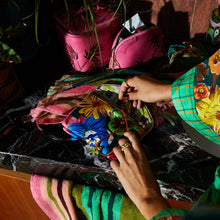 Load image into Gallery viewer, Ines Silk Pouch - Verdant