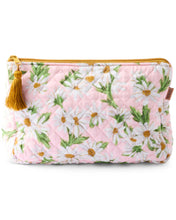 Load image into Gallery viewer, Sweet daisy quilted cotton toiletry purse