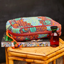 Load image into Gallery viewer, Leilani Vanity Bag