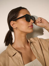 Load image into Gallery viewer, Delaney Sunglasses