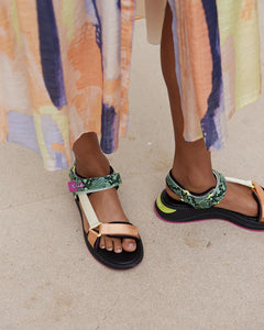 Island Tenon Sandal